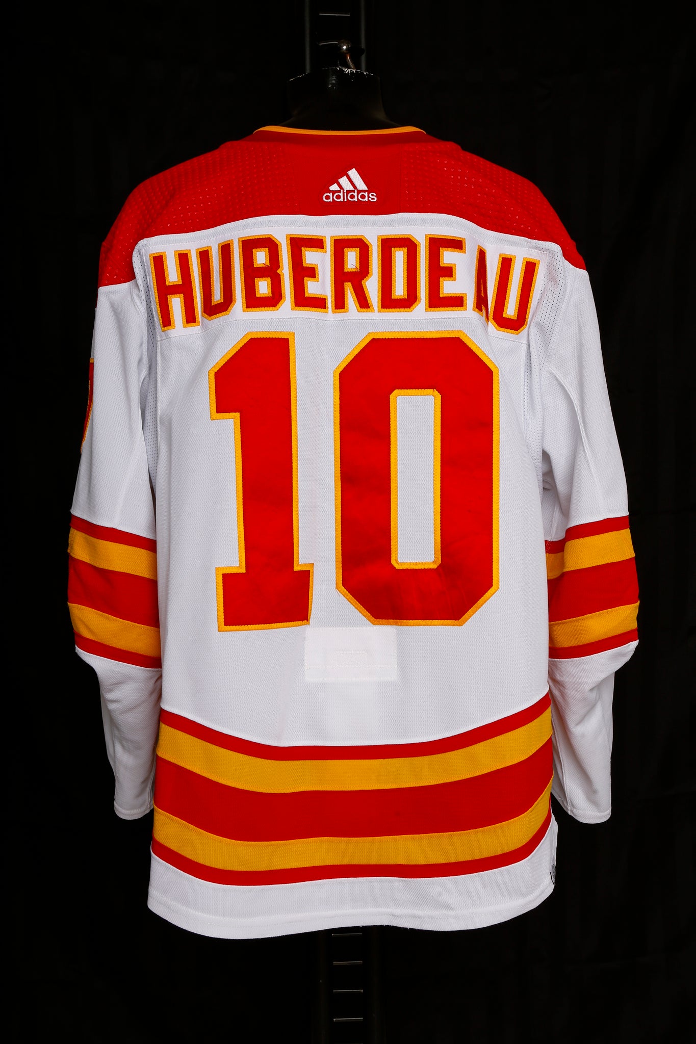 Men's Calgary Flames Jonathan Huberdeau adidas Red Home - Authentic Player  Jersey