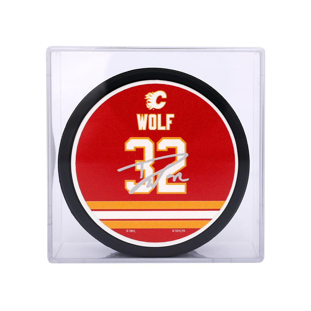 Flames Wolf Cubed Puck