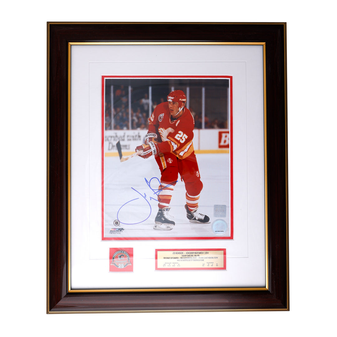 Flames #25 Nieuwendyk Autographed 8 x 10