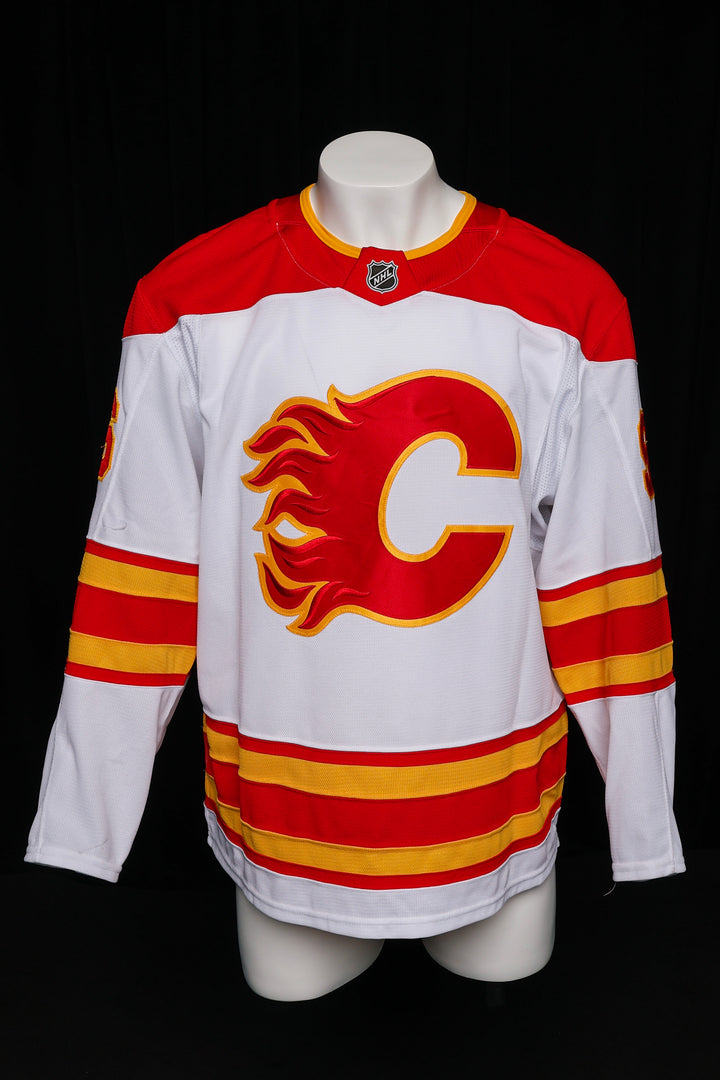 24-25 GWJ Kuzmenko Away 3