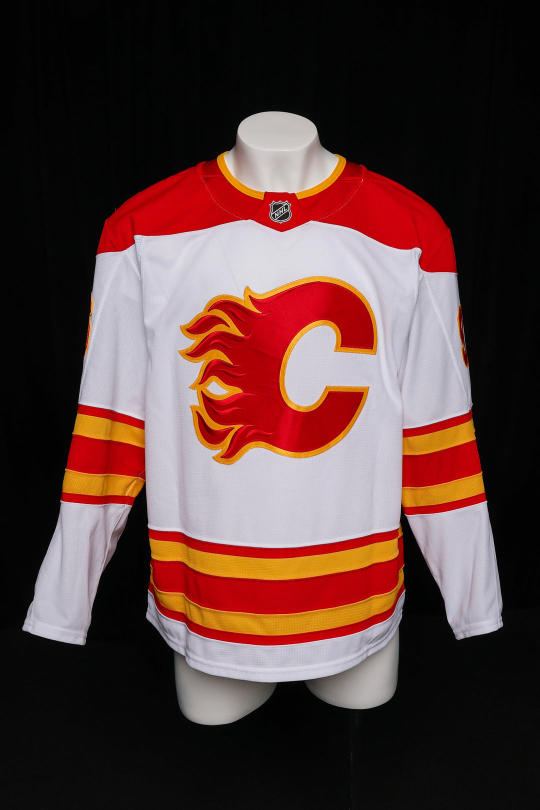 24-25 GWJ Kuzmenko Away 4